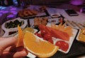 上海生意好的夜总会招聘酒水销售员,交五险一金吗？